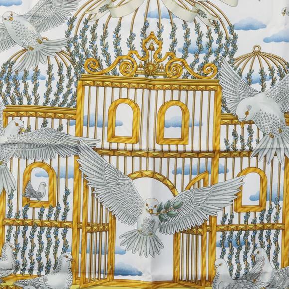 HERMES Carre 90 Scarf ""ENVOL"" Silk Red Auth ac3618 - Picture 6 of 16